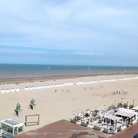 Zeezicht Vanop Het 6 De Verdiep Oostduinkerke Bagian luar foto